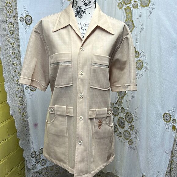 Iola I Hawaii Executive man’s shirt - Picture 1 of 8